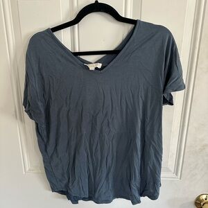 Women's V-Neck Short Sleeve Tee in Slate Blue
